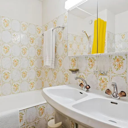 Apartment Triangel D Grossenberger Parpan